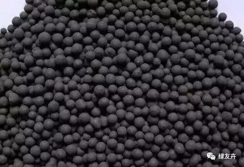 多肉植物土壤種類_多肉植物配土方案_多肉用土配比方法